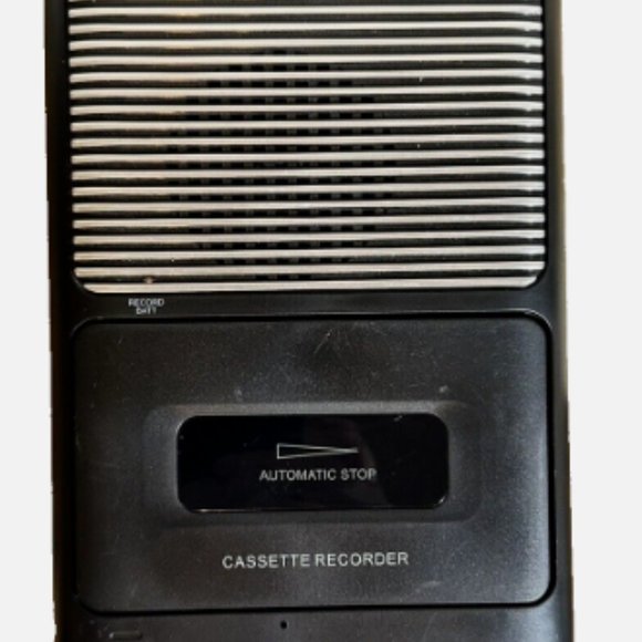 ONN Cassette Recorder with Built-In Microphone & One Touch Recording & Accessor. - Picture 3 of 8